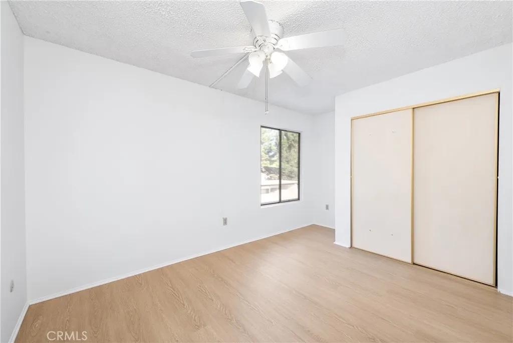 19828 Spanish Oak Drive, Newhall, California 91321 home-pic-13